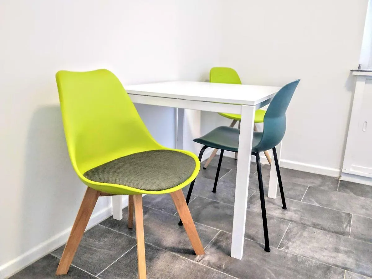Avi City Apartments Mainhouse Дюссельдорф 0*,
